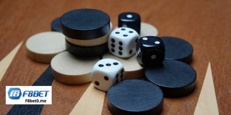 Cách chơi Backgammon đơn giản và dễ hiểu nhất cho người mới